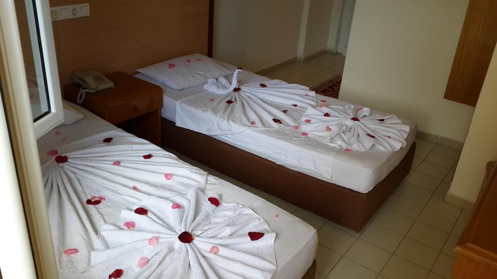 Caner Hotel Kemer Chambre photo