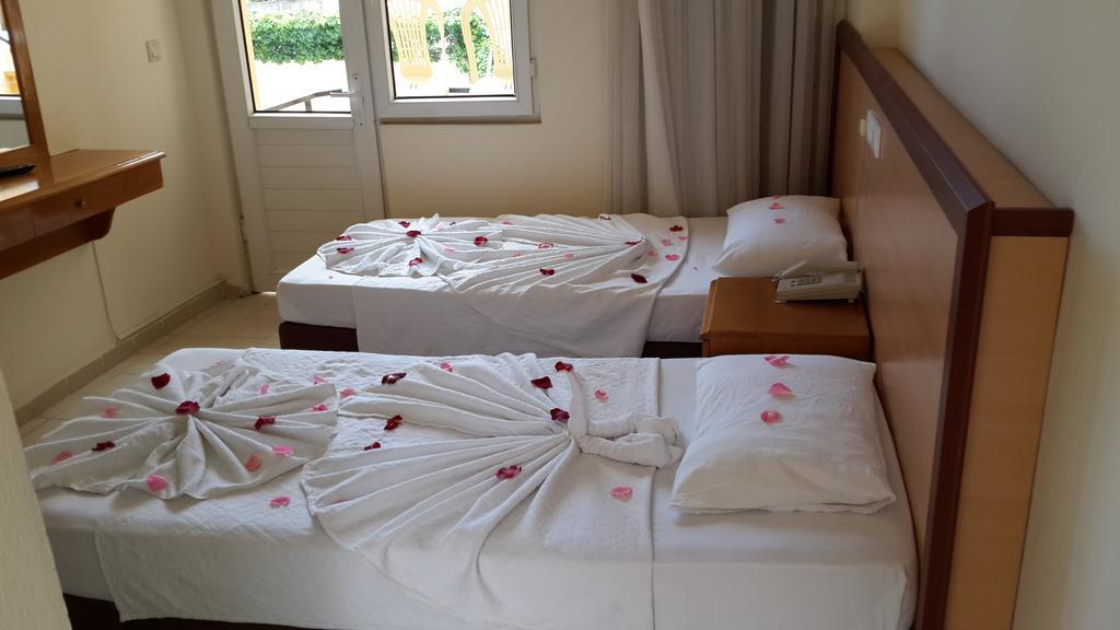 Caner Hotel Kemer Chambre photo
